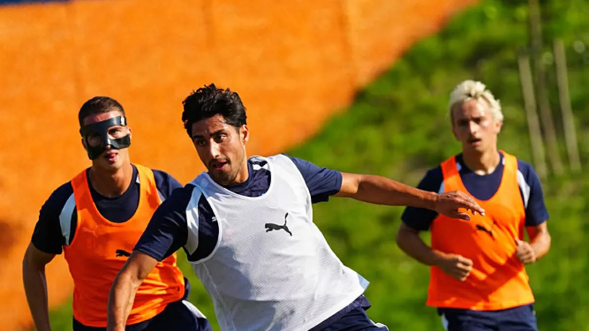 Başakşehir FK’da yeni sezon hazırlıkları sürüyor Başakşehir FK’da yeni sezon hazırlıkları sürüyor