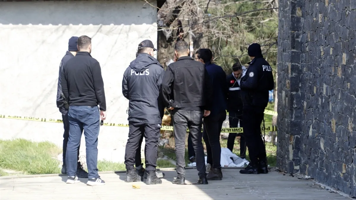 Keşan'da yaşlı adam parkta ölü bulundu!