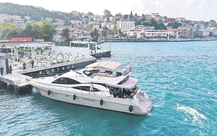 CHP’li belediyelerde skandal üstüne skandal! Borca para yok eğlenceye var