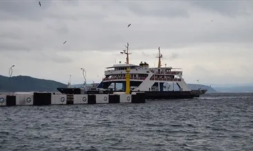 Çanakkale'de feribot seferlerine hava engeli #canakkale
