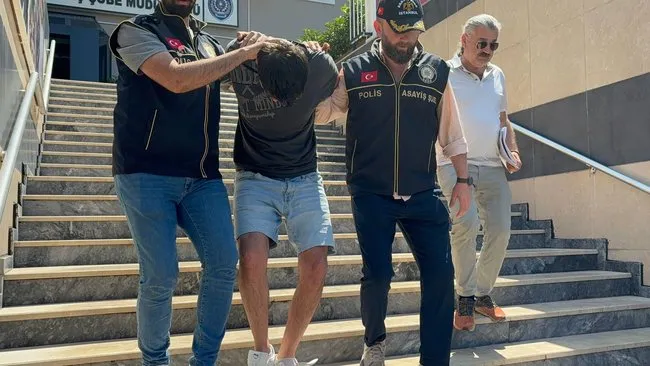 SON DAKİKA... Çocukluk arkadaşını kız kavgasında katletti: Kapısına dayandığı eski sevgilisi canını zor kurtardı!