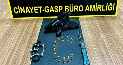 Kars’ta polis kontrol noktasında 9 silah ele geçirildi