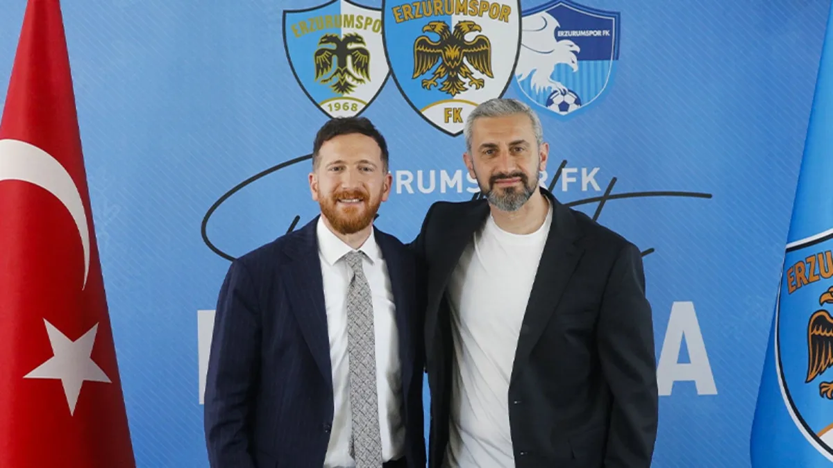 Erzurumspor FK, Serkan Özbalta ile sözleşme imzaladı! Erzurumspor FK, Serkan Özbalta ile sözleşme imzaladı!