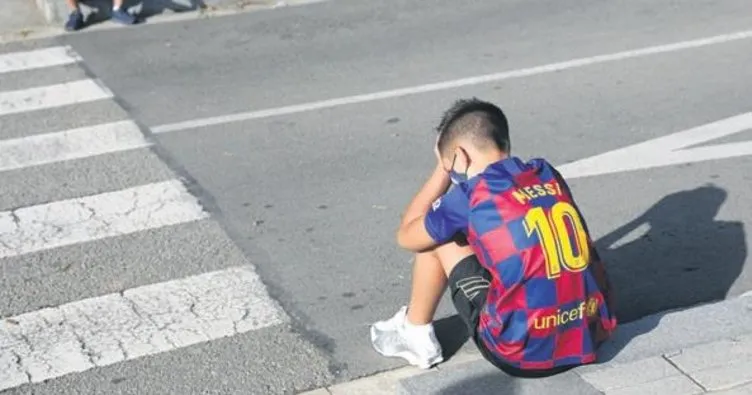 Messi’yi göremeyince gözyaşlarına boğuldu