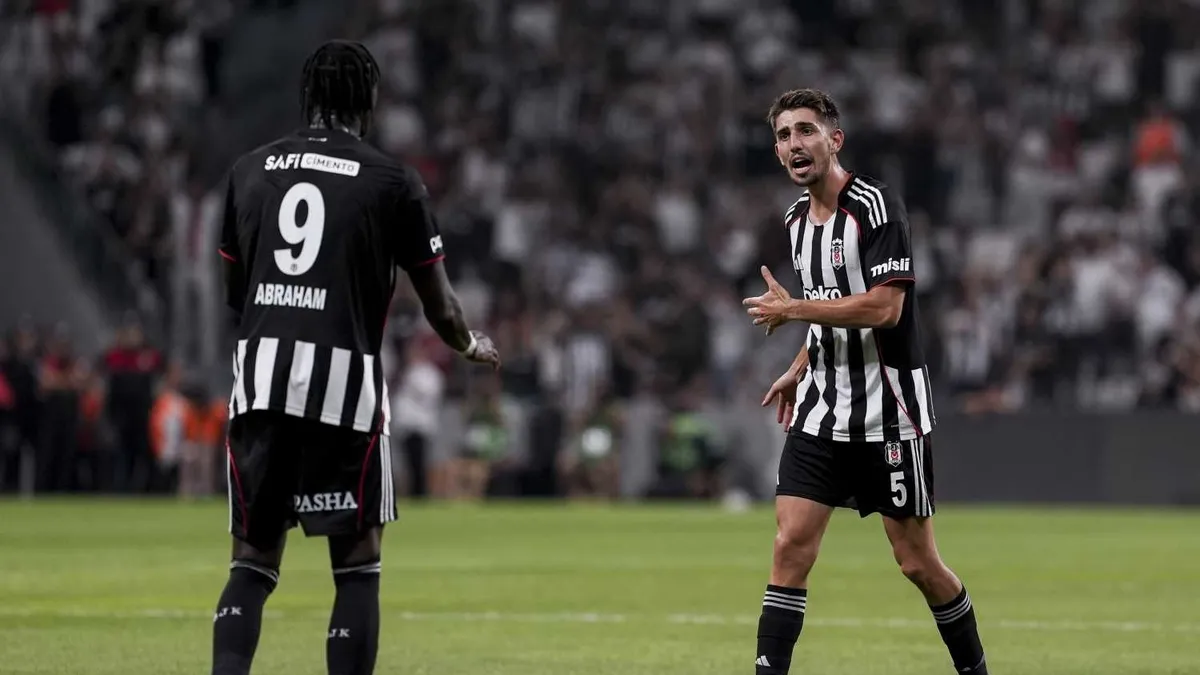 Beşiktaş’ta ayrılık yükleniyor