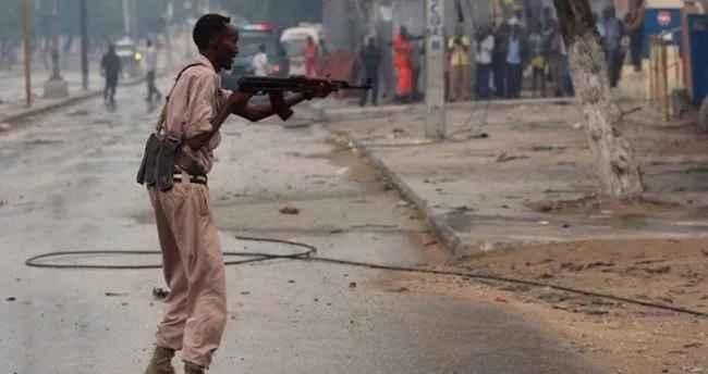 Somali’de otele silahlı saldırı! Ölü ve yaralılar var