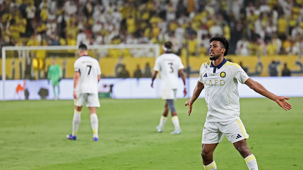 Galatasaray'ın Transfer Gündemine İki Yıldız İsim Önerildi