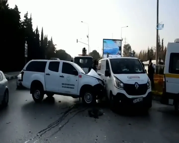 Manisa’da zincirleme kaza: 2 yaralı