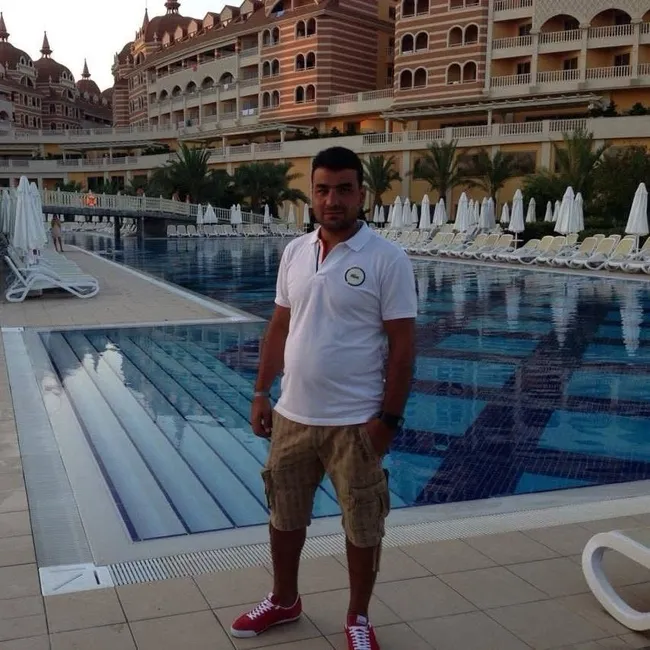 son-dakika-ibbnin-rusvet-agina-uzanmisti-otoparktaki-30-milyon-dolarlik-hirsizlikta-bilal-durmazin-tam-ifadesi-1771237942846.jpeg (852×852)