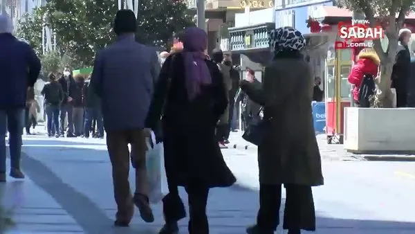 Ümraniye'de sıcak havayı gören vatandaşlar caddeye akın etti | Video