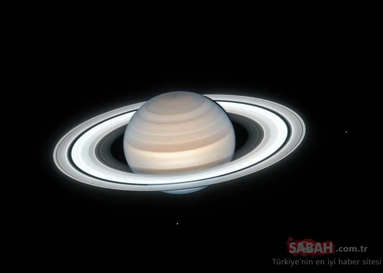 Hubble Uzay Teleskobu’nun Satürn fotoğrafı sanal alemi salladı