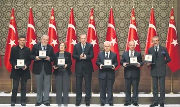 Petrol şımarığı terbiyesiz