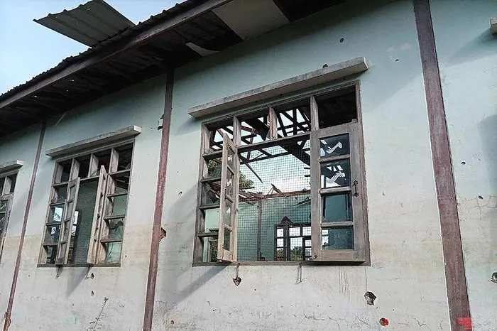 Myanmar ordusu festivali kana buladı! 40 ölü