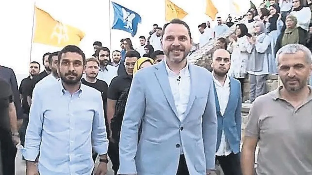 Berat Albayrak gençlere seslendi: Son 500 yılın en önemli nesli sizsiniz
