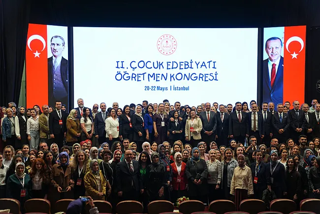 bakan-tekin-cocuklarimizi-dijital-bagimliliktan-uzak-tutmaliyiz-1779470870628.jpg Bakan Tekin: