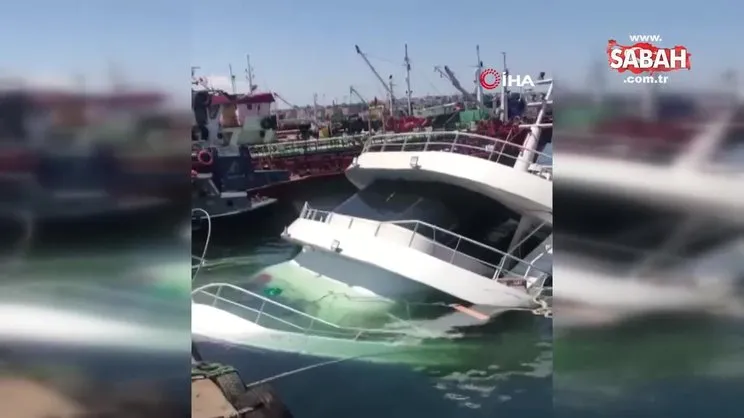 Yenikapı sahilde tur teknesi battı | Video