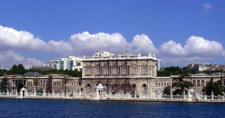 Dolmabahçe Sarayı giriş ücreti ne kadar kaç TL, saat kaça kadar açık olacak, ziyaret saatleri nelerdir? Dolmabahçe sarayı 2021 ziyaret saatleri ve giriş ücreti!