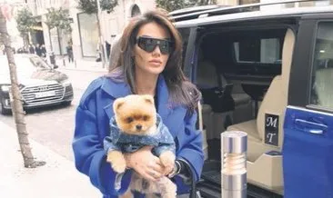 Moda ikonu köpeğiyle poz verdi
