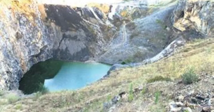 Uçurumdan düşen genç kız öldü