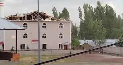 Patnos'ta fırtına camii çatısını uçurdu #agri