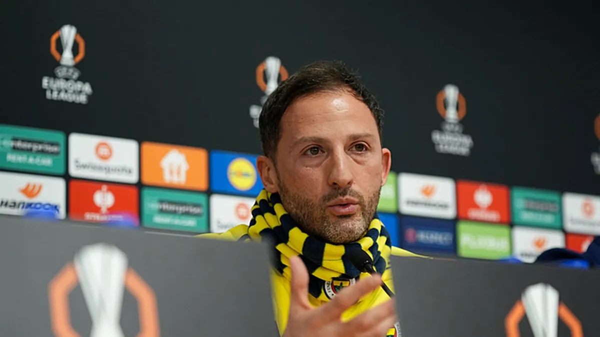 Fenerbahçe’de Domenico Tedesco’dan Jayden Oosterwolde sözleri! ‘Her şeyin bir bedeli vardır’ Fenerbahçe’de Domenico Tedesco’dan Jayden Oosterwolde sözleri! ‘Her şeyin bir bedeli vardır’