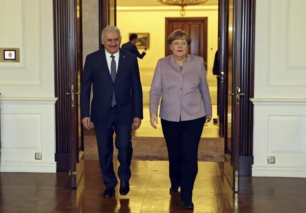 Yıldırım ve Merkel görüşmesinden kareler