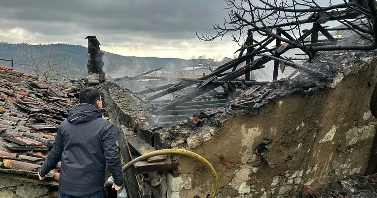 Bursa’da acı olay: Evlerinde yangın çıkan çift öldü!