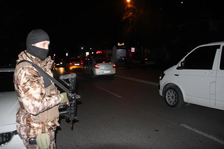 Beşiktaş’ta eğlence merkezi önünde silahlı saldırı