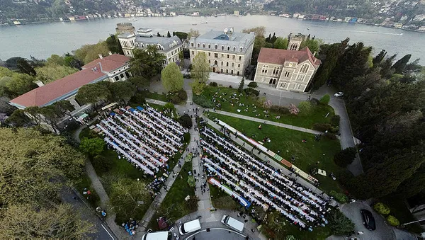 bogazici-universiteli-gencler-iftarda-bulustu-1650968052803.jpg