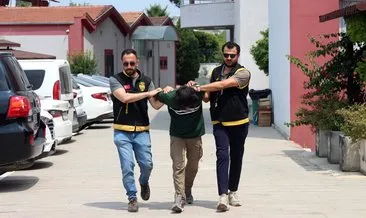 Kask takıp 3 kişiyi sopayla darp eden zanlı tutuklandı #adana
