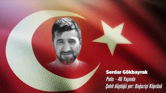 15-temmuz-sehidi-serdar-gokbayrak-kabri-basinda-anildi-1721036047062.jpg