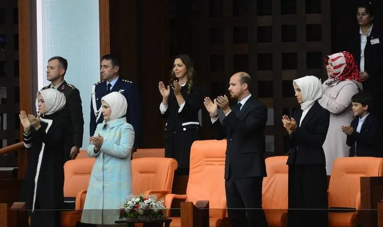 Erdoğan ailesi yemin törenini locadan izledi