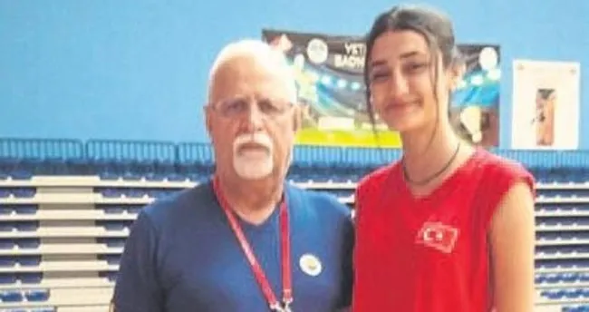 Ayşe milli takımda