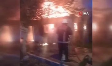 Sobadan çıkan yangın evi kül etti