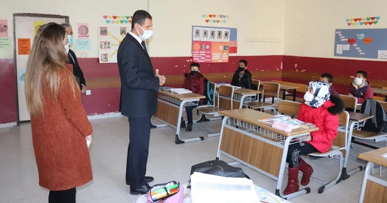 Midyat’ta köy okulları açıldı