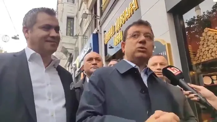 SON DAKİKA | Murat Ongun'dan terör saldırısının yaşandığı Taksim'de tepki çeken hareket!