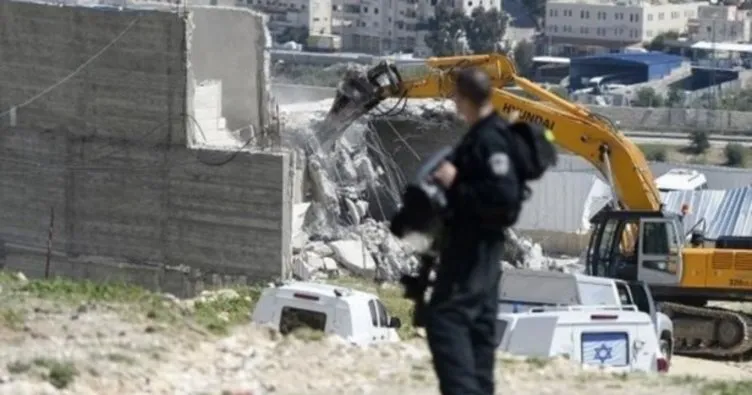 İsrail’in Filistinlilere yönelik ihlalleri yıkımla sürüyor