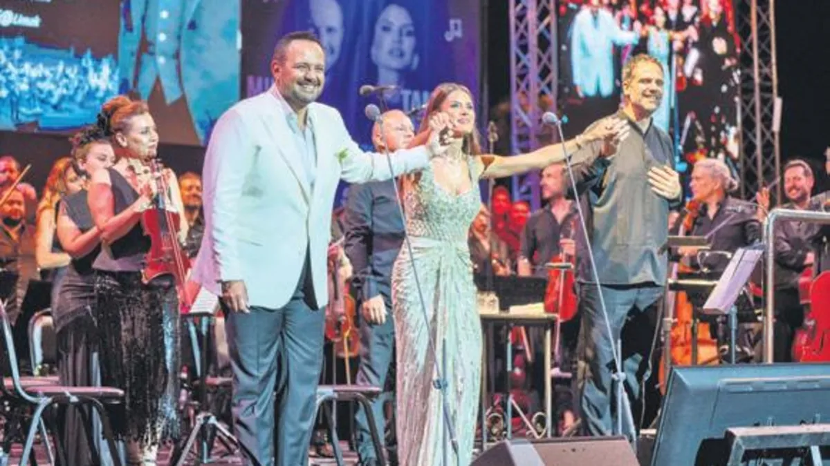 Operanın yıldızları mühendis kızlar için sahne aldı