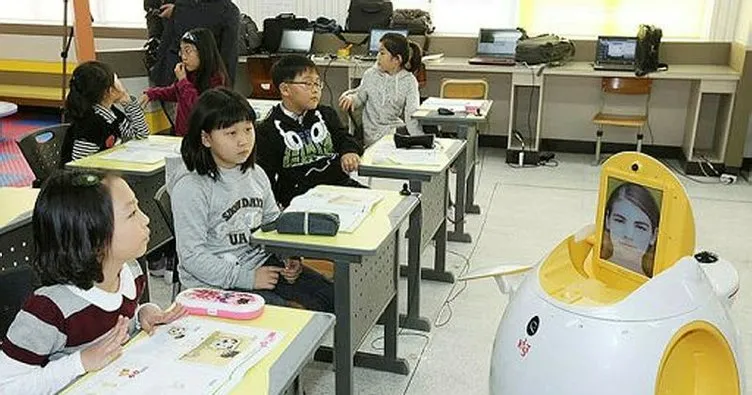 Öğrencilere robot eğitimi