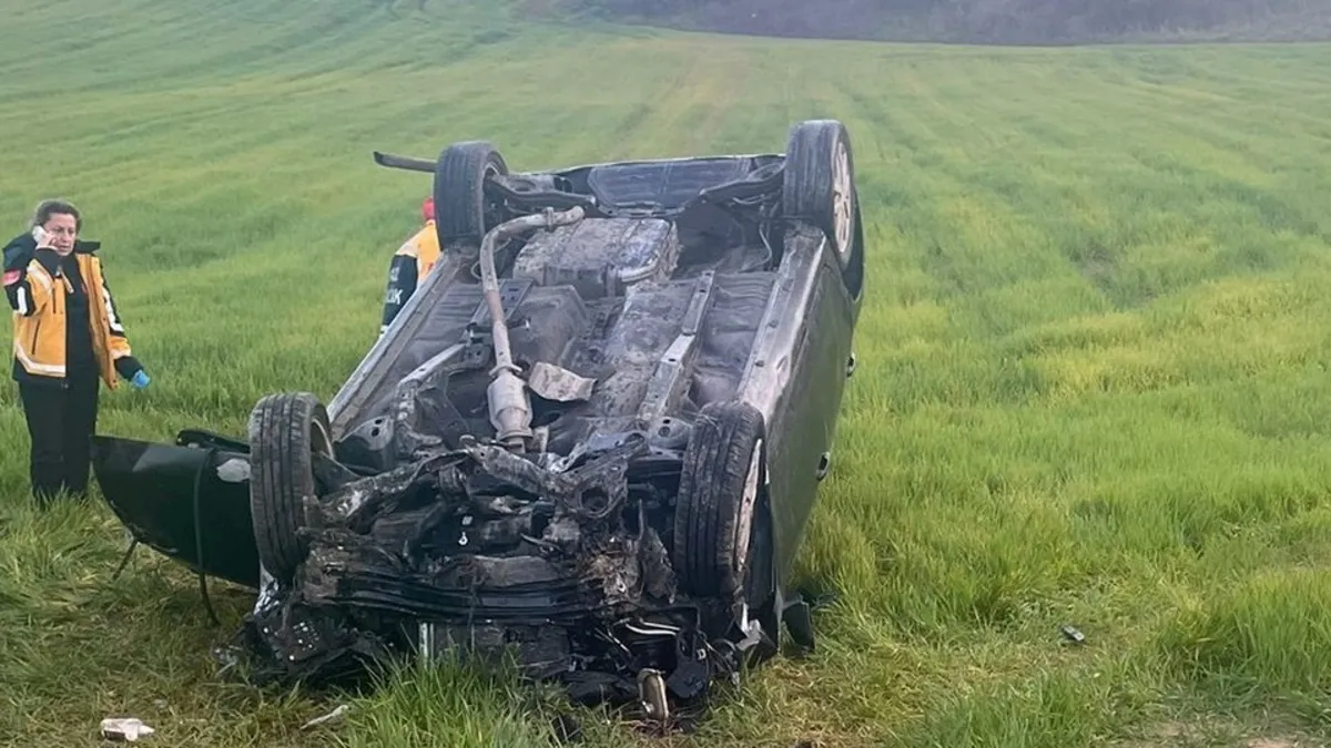 19 yaşındaki Ali Eren trafik kazasında hayatını kaybetti 19 yaşındaki Ali Eren trafik kazasında hayatını kaybetti