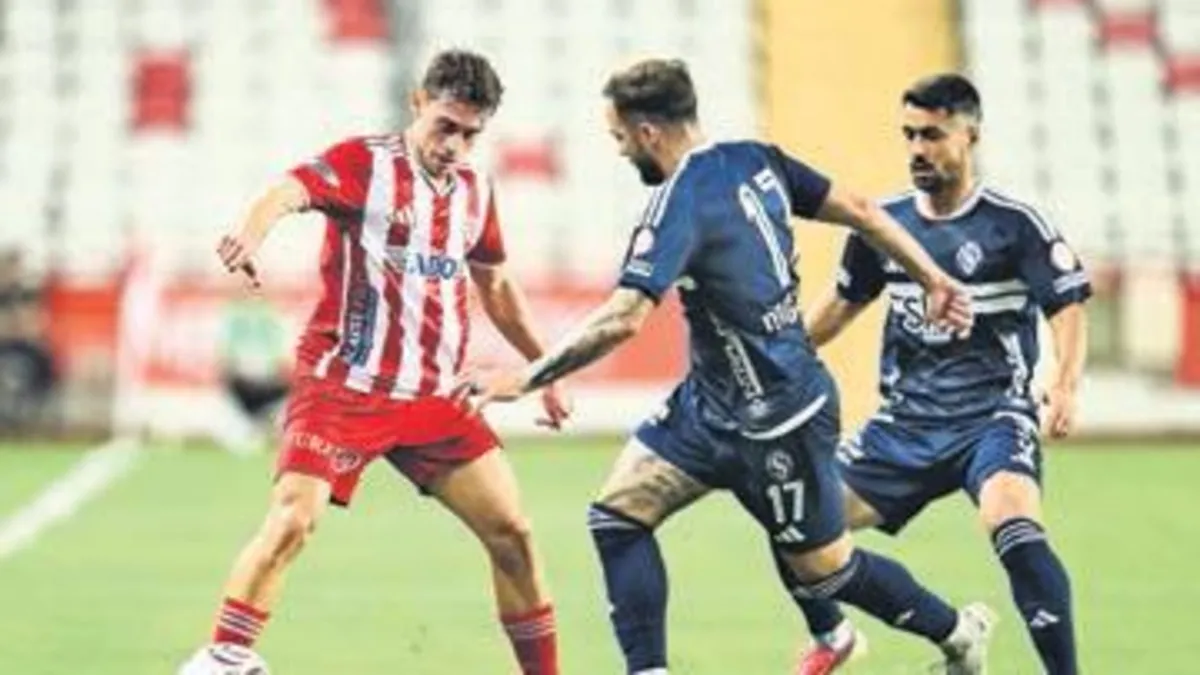 Antalyaspor yokuş aşağı
