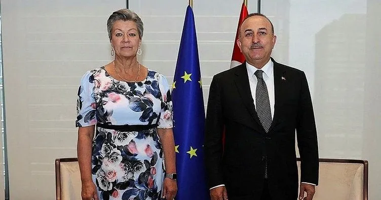 Bakan Çavuşoğlu, Johansson ve Zardari ile görüştü