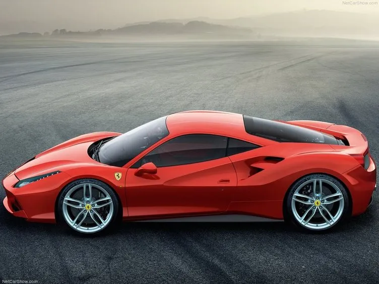 Ferrari’nin yeni modeli 488 GTB tanıtıldı