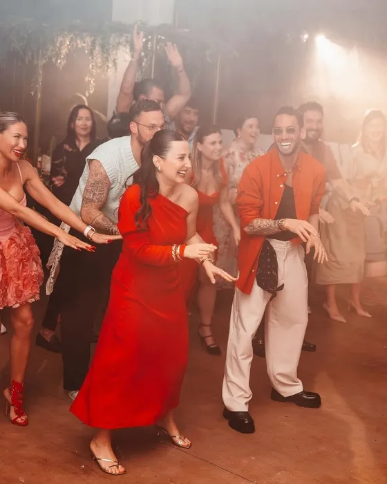 Romantik futbolcu yaptı yapacağını! Hakan Çalhanoğlu eşi Sinem’e öyle bir sürpriz doğum günü partisi hazırladı ki... ’Şanslı olduğumu bir kez daha anladım’