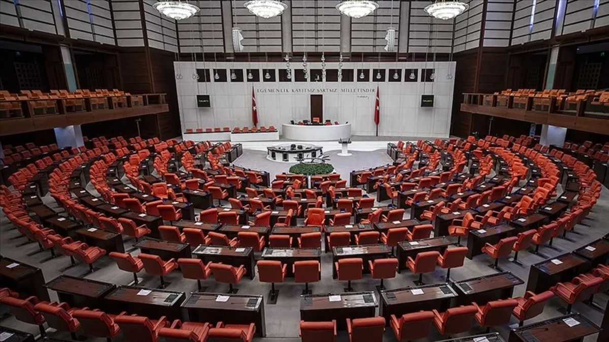 TBMM’ye sevk edildi: Dokunulmazlık dosyaları mecliste! TBMM’ye sevk edildi: Dokunulmazlık dosyaları mecliste!