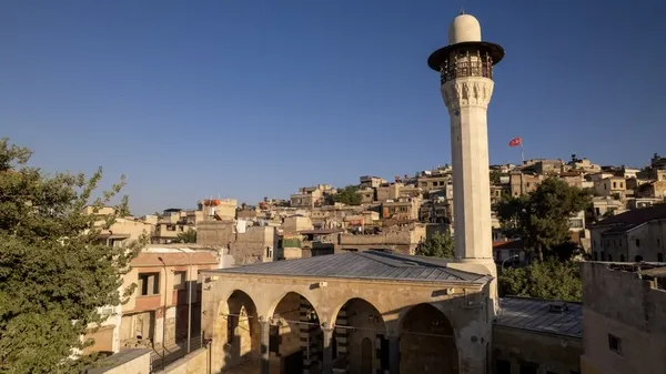 81-ildeki-tarihi-camilerde-vakif-ecdadi-icin-1001-hatim-duasi-1787572606282.jpeg