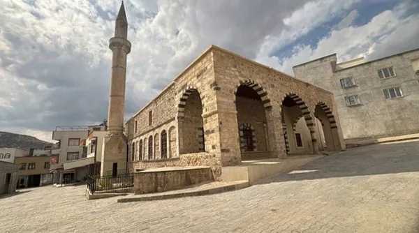 bakan-ersoy-duyurdu-asirlik-mabetler-yeniden-cemaatiyle-bulusacak-1790846473313.jpg