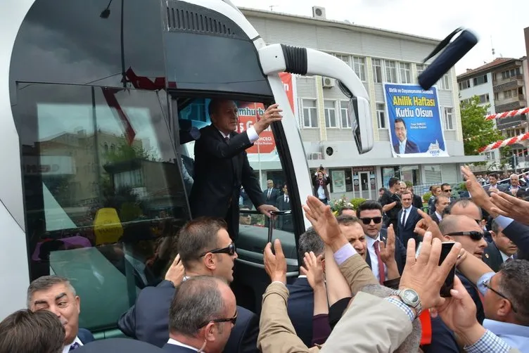 Cumhur Başkanı Erdoğan’da Kırşehir’de sevgi seli