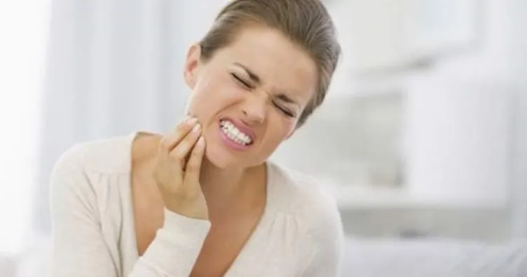 Diş sıkma tedavisinde botoks enjeksiyonu
