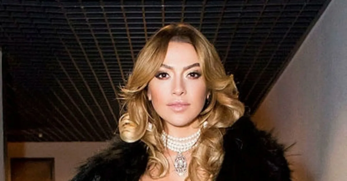 hadise nin bu hali hayranlarini soke etti hadise nin her yaptigi olay oluyor galeri magazin